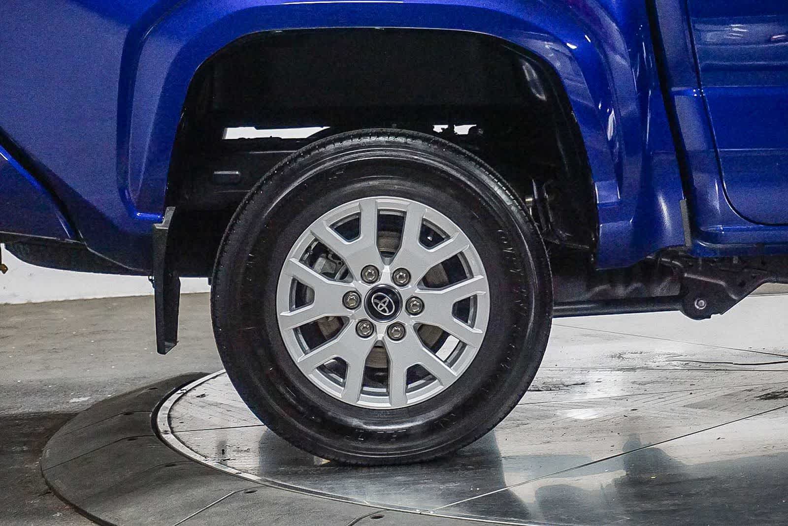 Toyota Tacoma SR5 2024