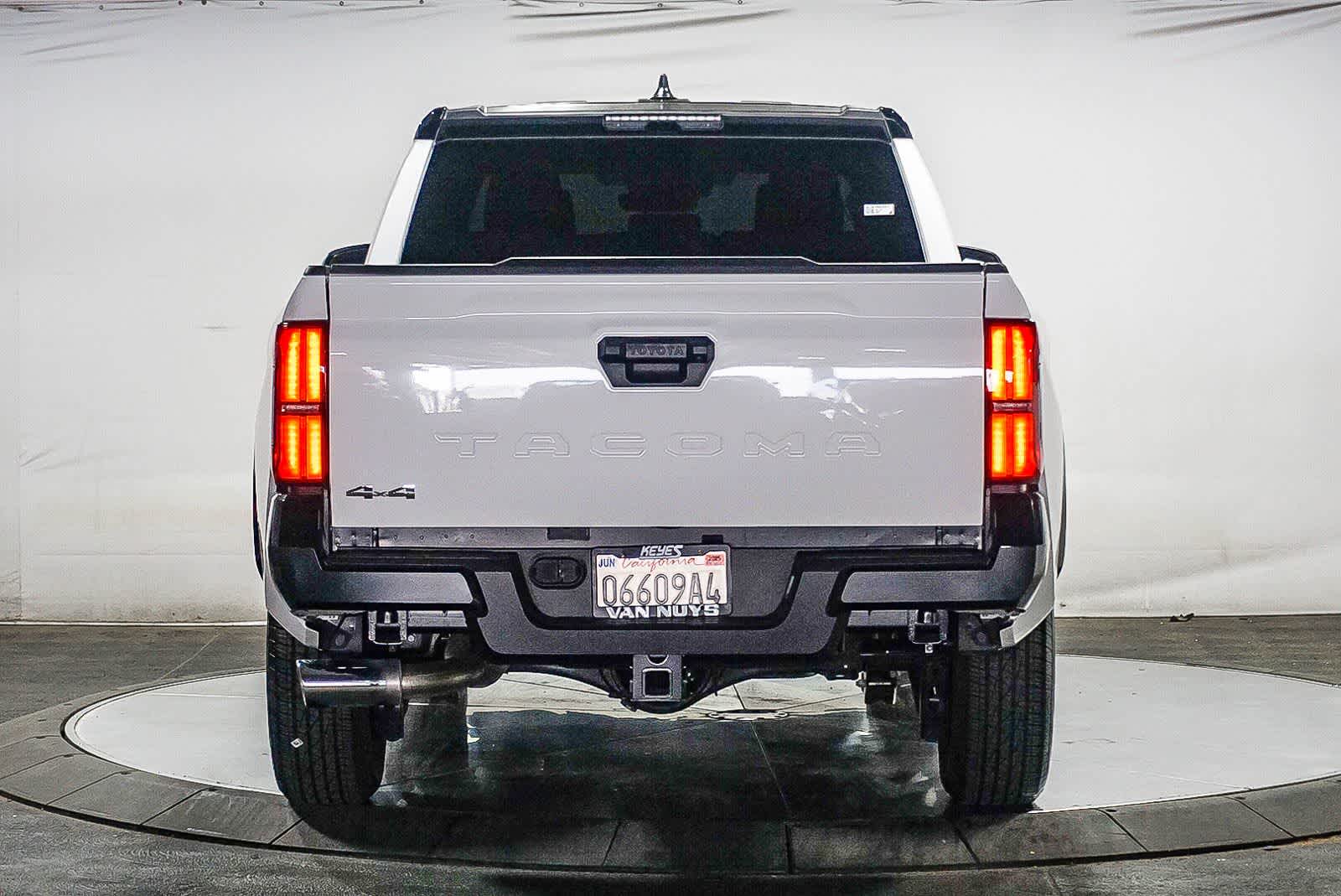 Toyota Tacoma SR5 2024