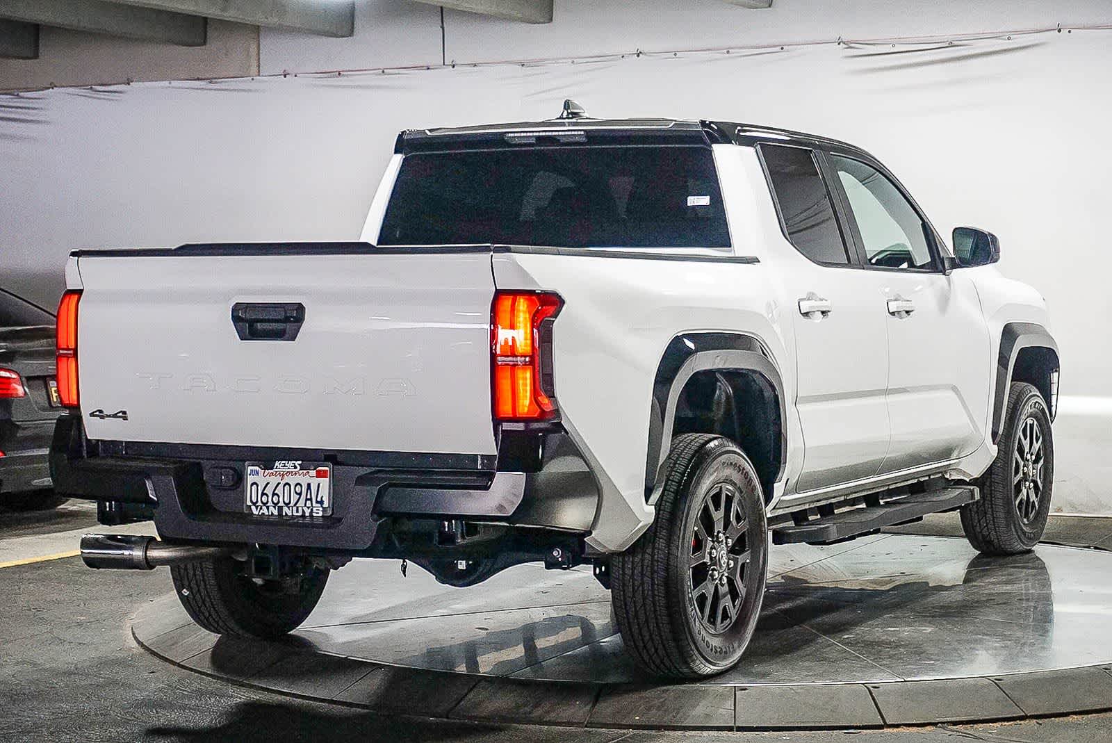 Toyota Tacoma SR5 2024