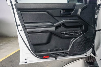 Toyota Tacoma SR5 2024
