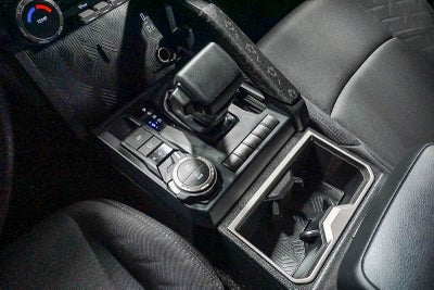 Toyota Tacoma SR5 2024