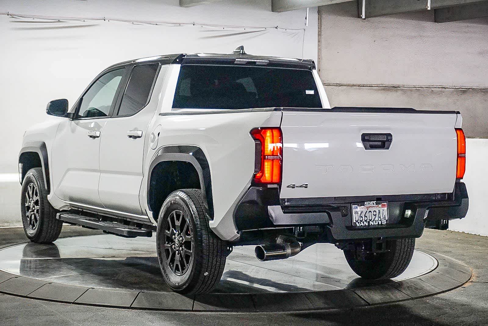 Toyota Tacoma SR5 2024