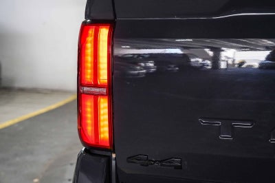 Toyota Tacoma SR5 2024