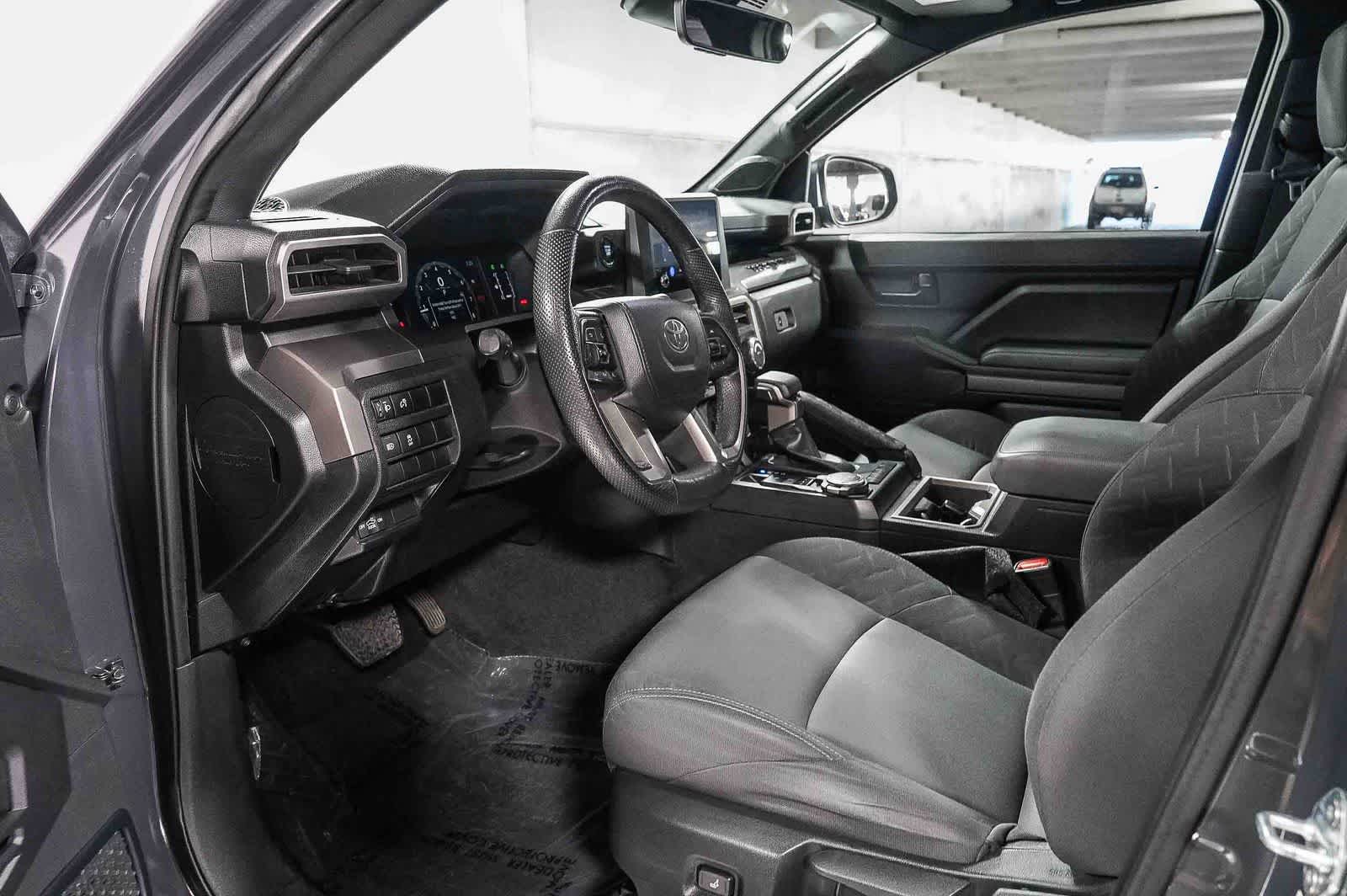 Toyota Tacoma SR5 2024