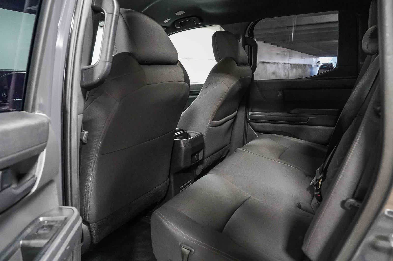Toyota Tacoma SR5 2024