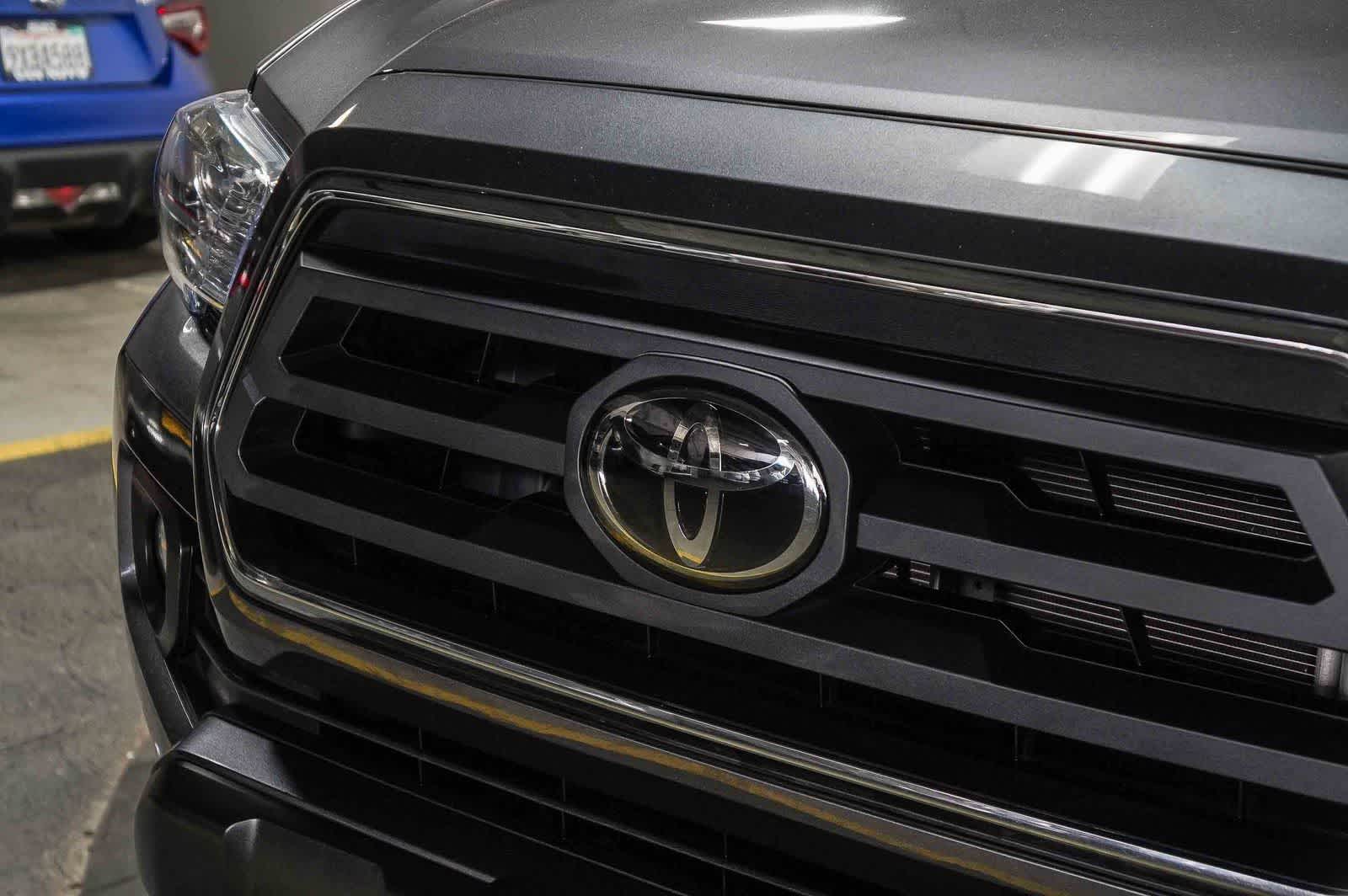 Toyota Tacoma SR5 2023