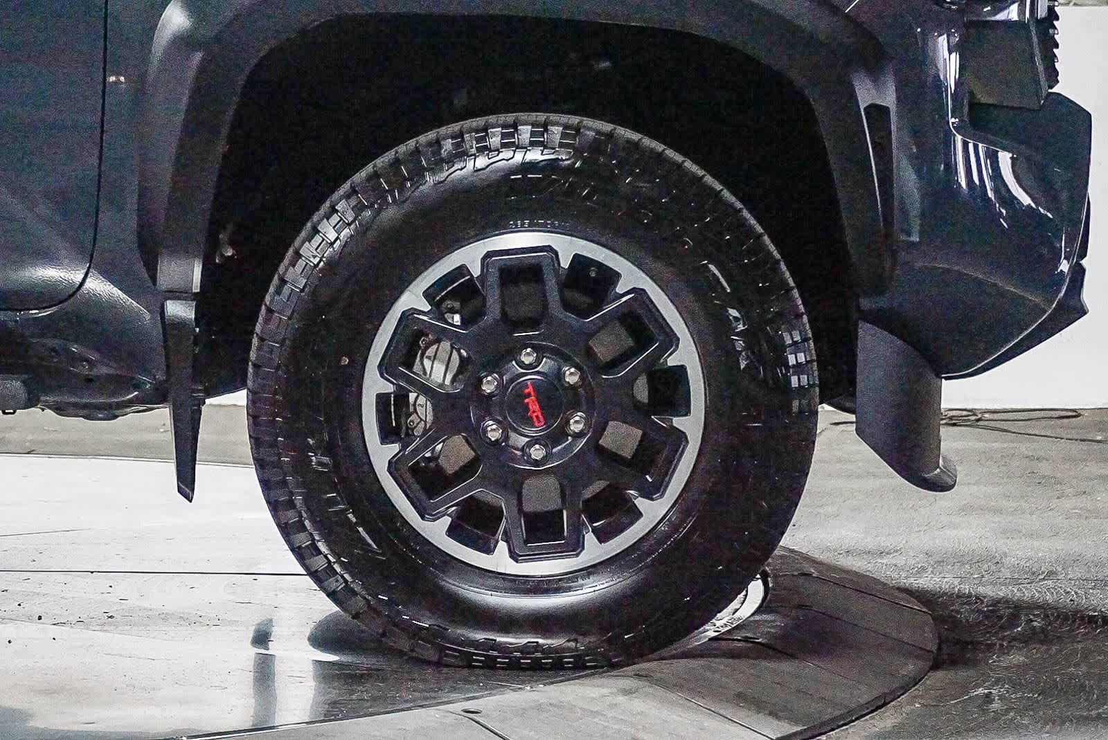 2025 Toyota Tacoma TRD Off Road Híbrido