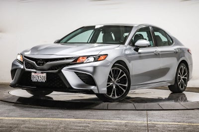 Toyota Camry SE 2019