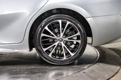 Toyota Camry SE 2019