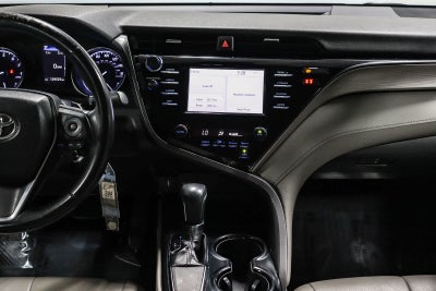 Toyota Camry SE 2019