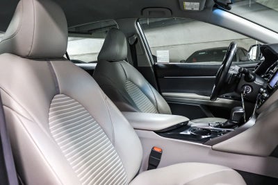 Toyota Camry SE 2019