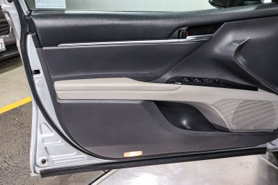 Toyota Camry SE 2019