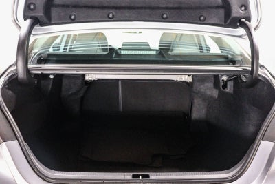 Toyota Camry SE 2019