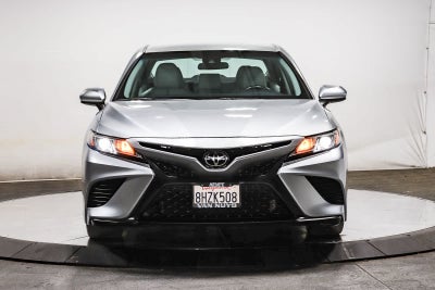 Toyota Camry SE 2019