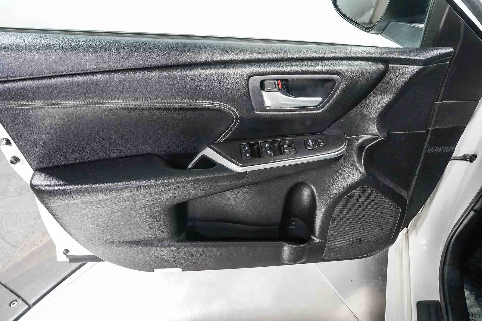 Toyota Camry XLE 2016