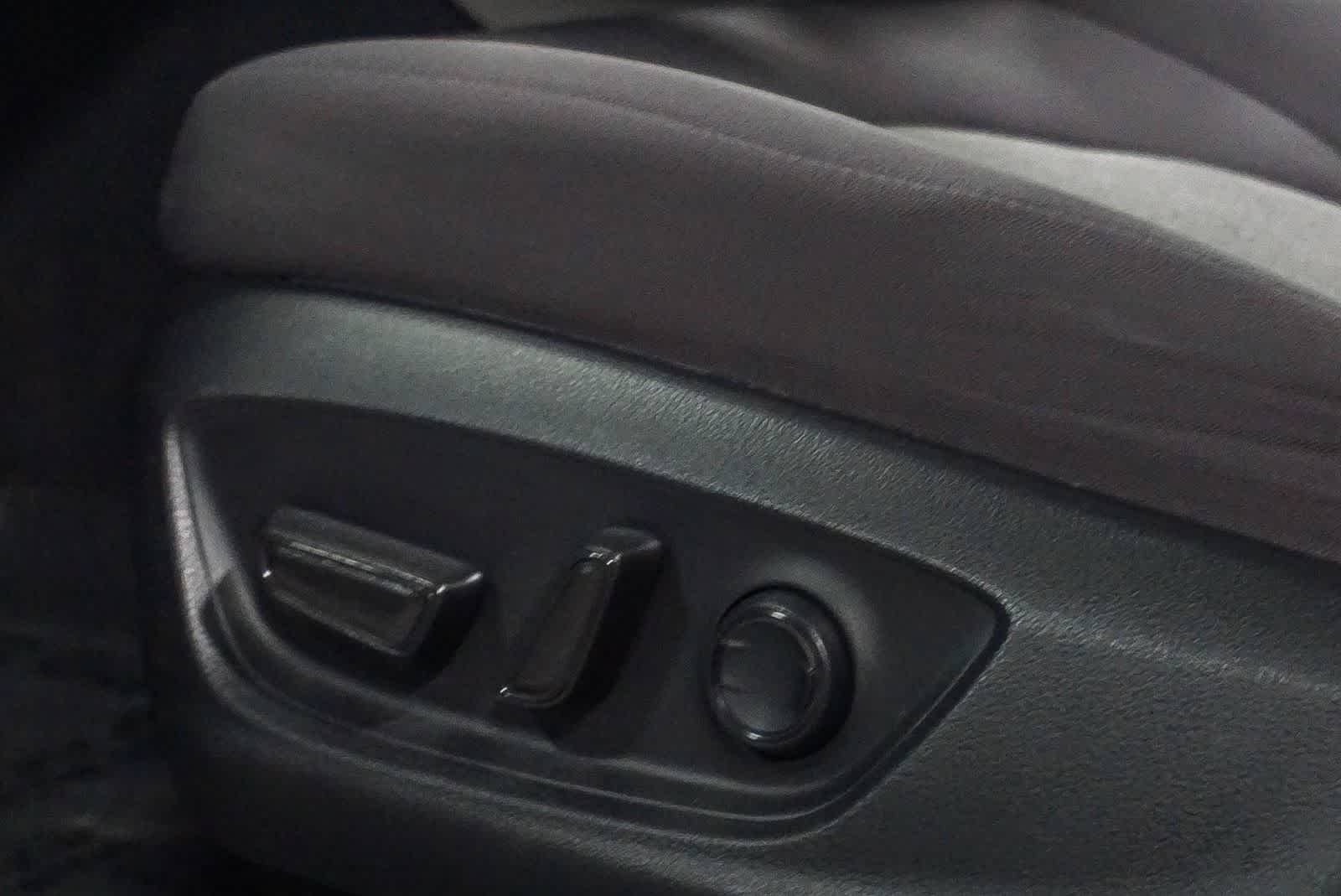 Toyota Camry LE 2022