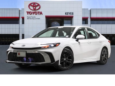 2025 Toyota Camry SE