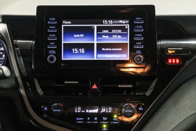 Toyota Camry SE 2022