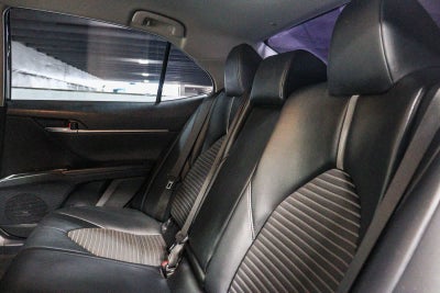 Toyota Camry SE 2022