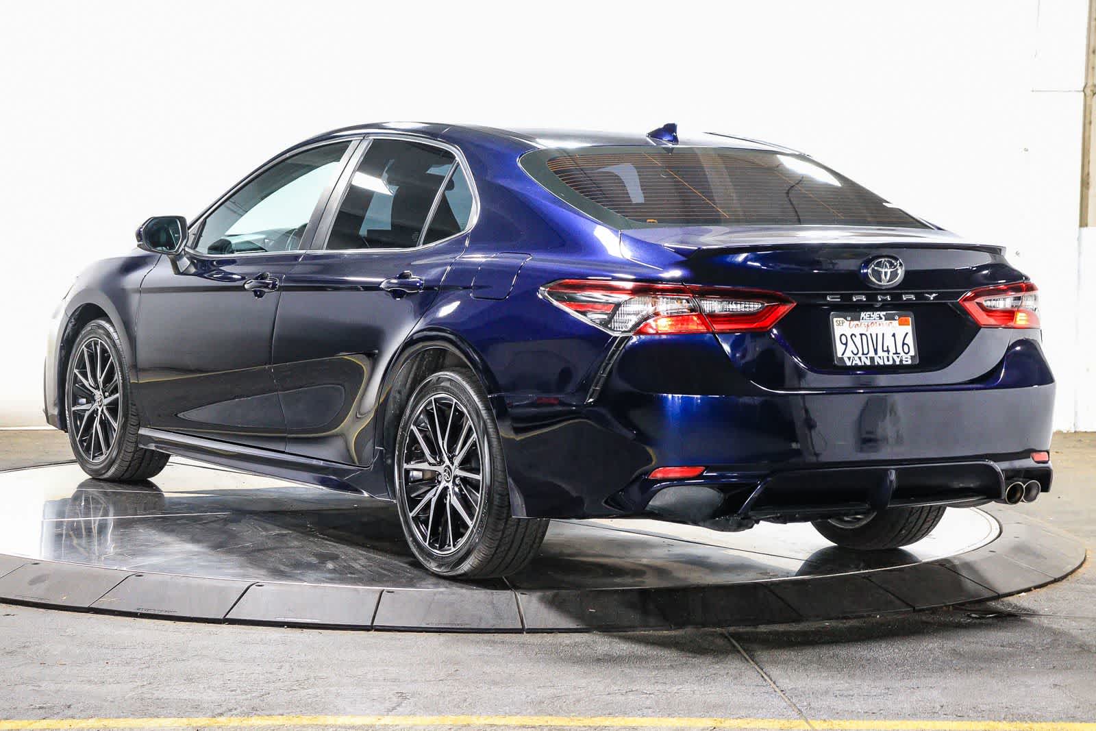 Toyota Camry SE 2022