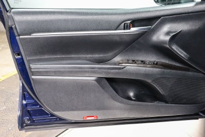 Toyota Camry SE 2022