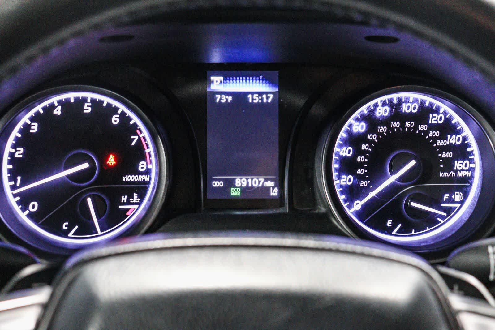 Toyota Camry SE 2022