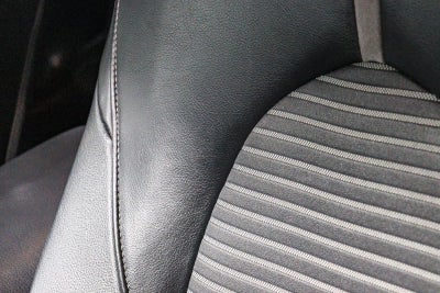 Toyota Camry SE 2022