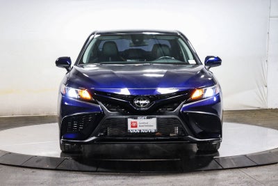 Toyota Camry SE 2022