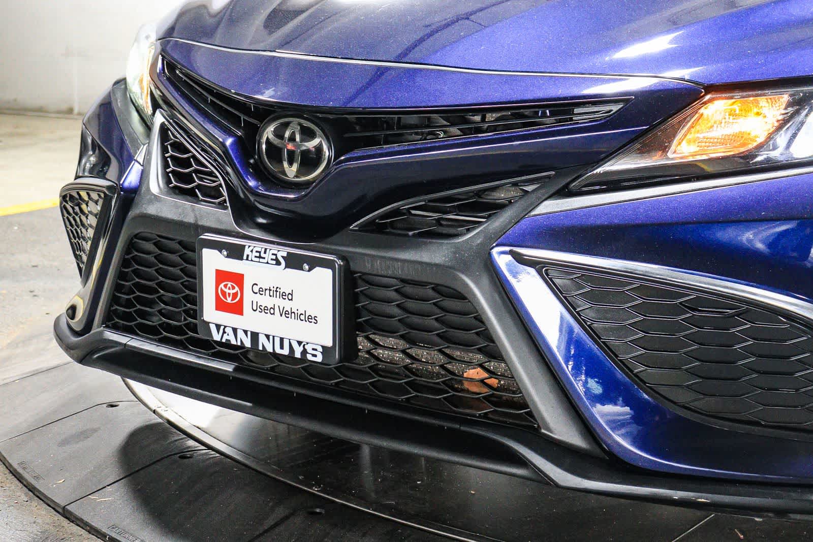 Toyota Camry SE 2022