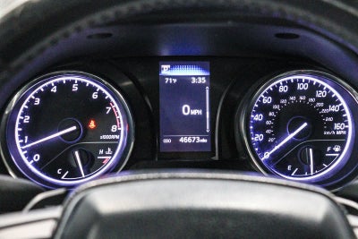 Toyota Camry SE 2020