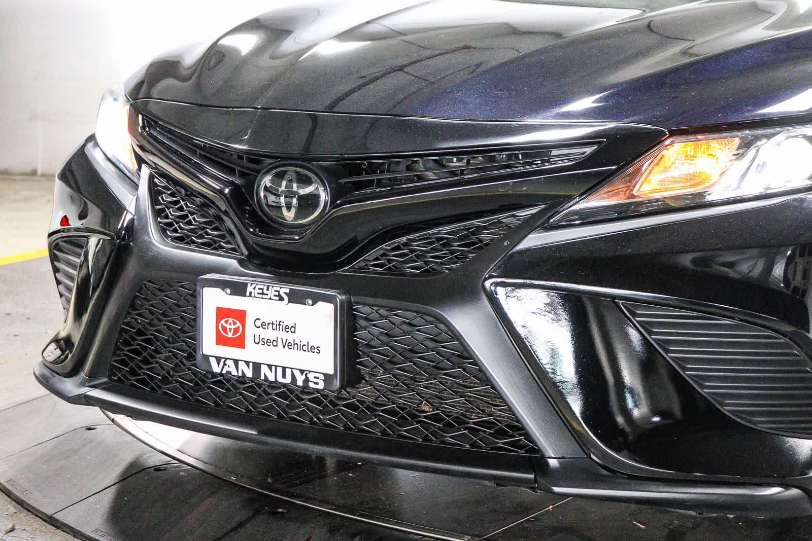 Toyota Camry SE 2020