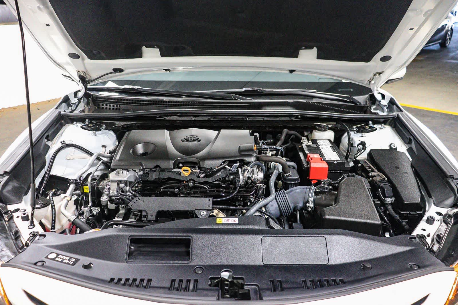 Toyota Camry SE 2023