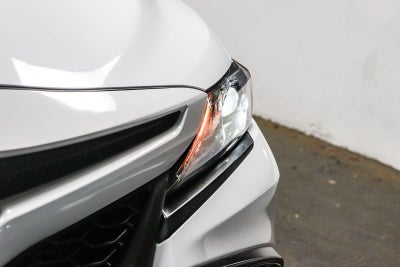 Toyota Camry SE 2023