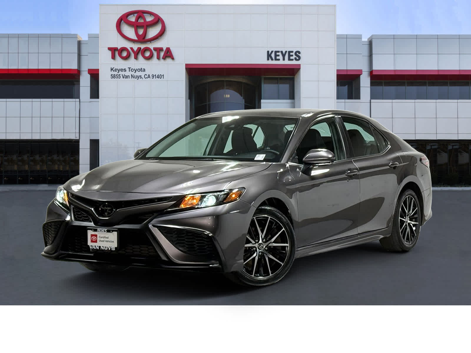Toyota Camry SE 2024