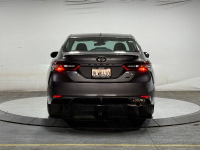 Toyota Camry SE 2024