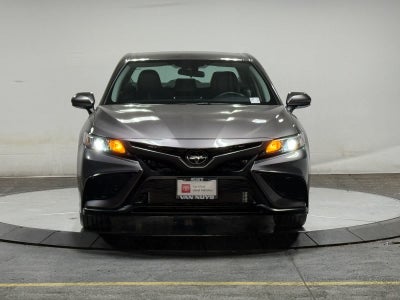 Toyota Camry SE 2024