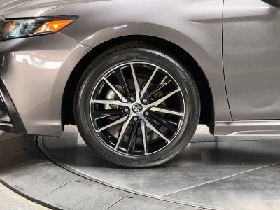 Toyota Camry SE 2024