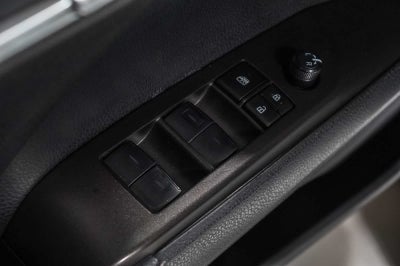 Toyota Camry SE 2024