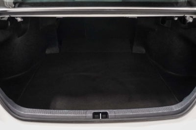 Toyota Camry SE 2024