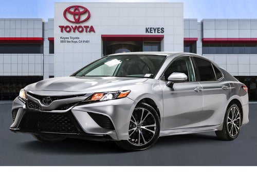 Toyota Camry SE 2020