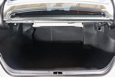 Toyota Camry SE 2020