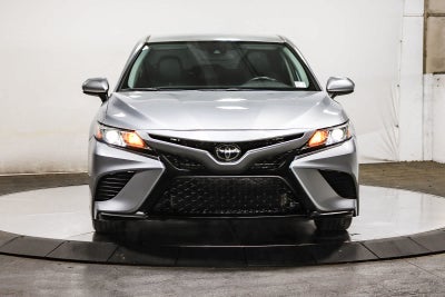 Toyota Camry SE 2020