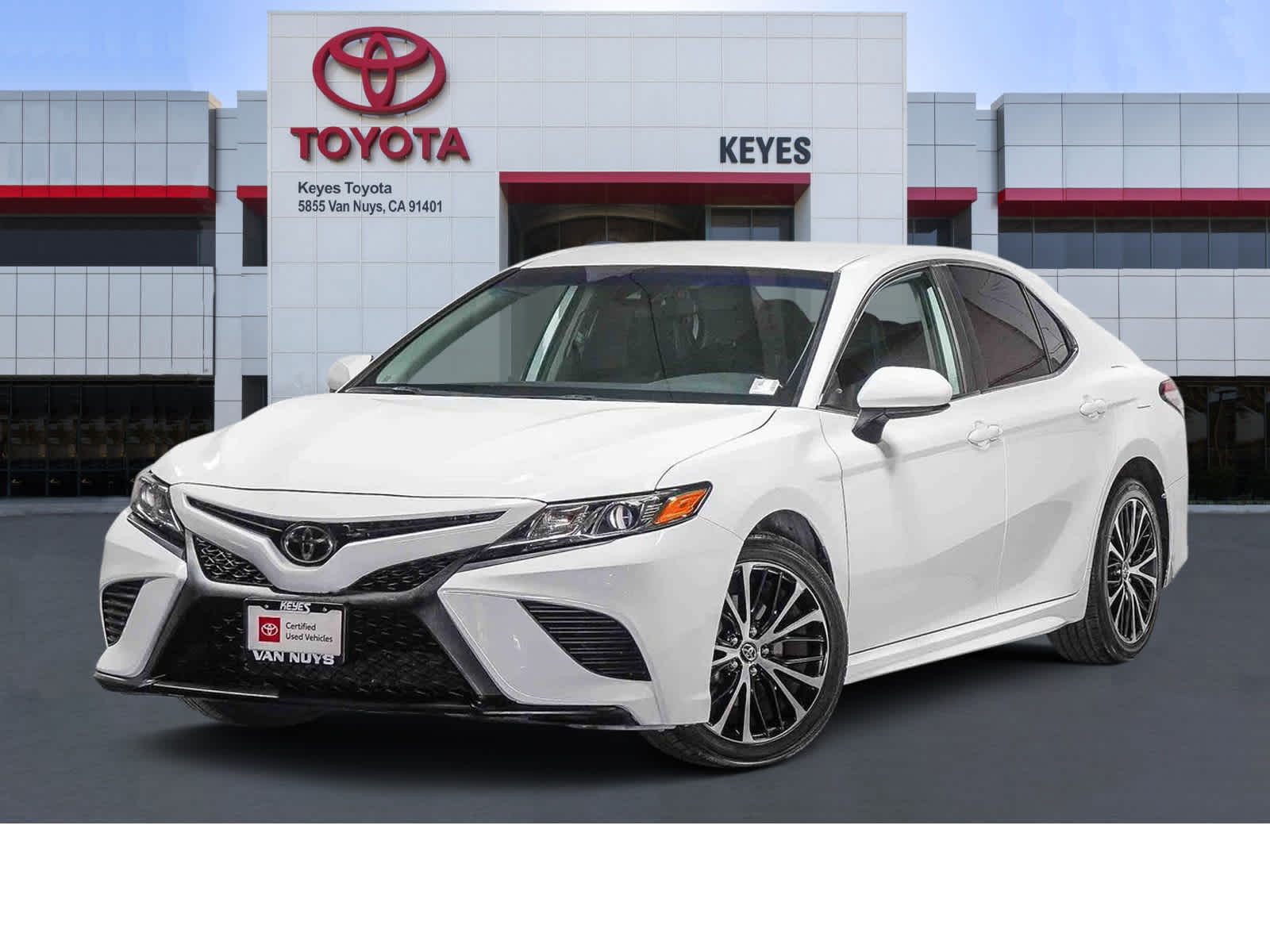 Toyota Camry SE 2020