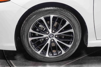 Toyota Camry SE 2020