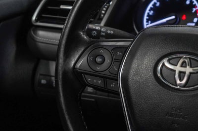 Toyota Camry SE 2020