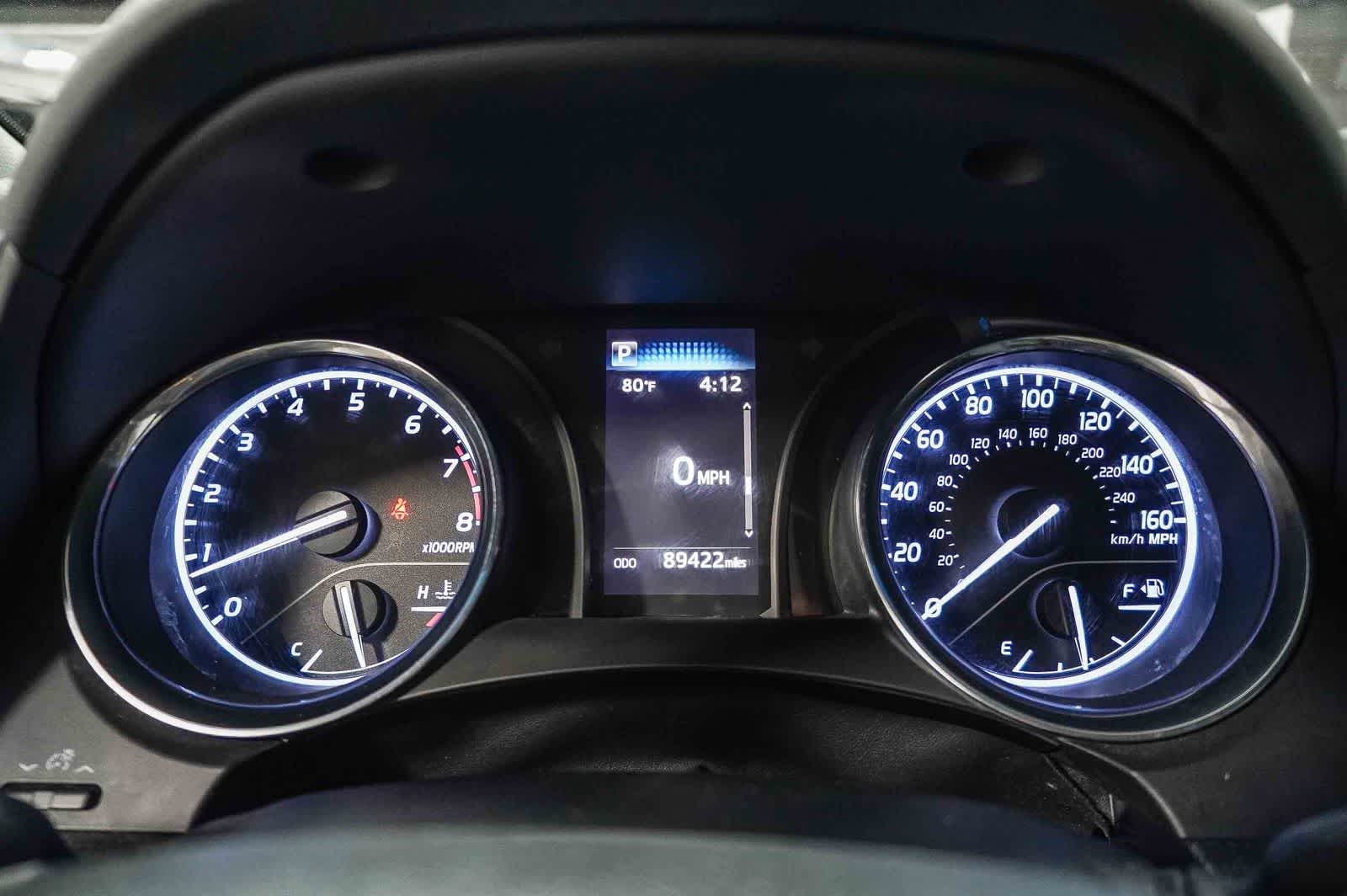 Toyota Camry SE 2020