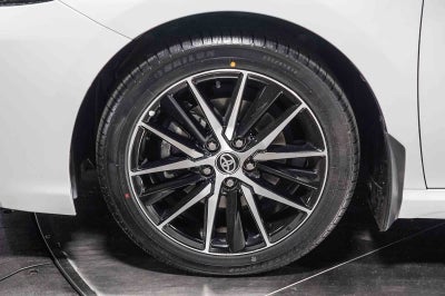 Toyota Camry SE 2024