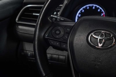 Toyota Camry SE 2024