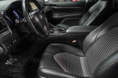 Toyota Camry SE 2024