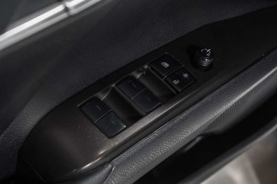 Toyota Camry SE 2024